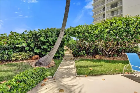 5420 N Ocean Drive Singer Island FL 33404