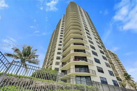 5420 N Ocean Drive Singer Island FL 33404