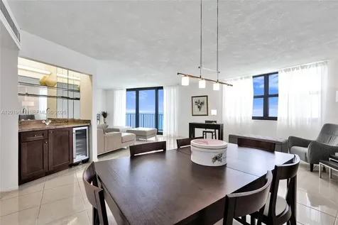 5420 N Ocean Drive Singer Island FL 33404