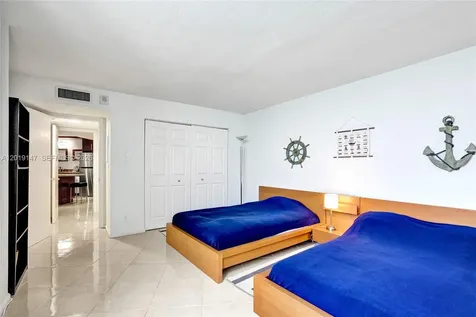 5420 N Ocean Drive Singer Island FL 33404