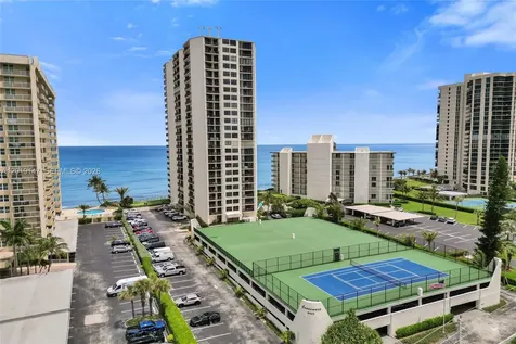 5420 N Ocean Drive Singer Island FL 33404