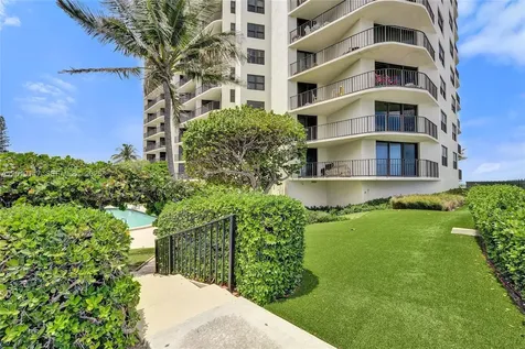 5420 N Ocean Drive Singer Island FL 33404