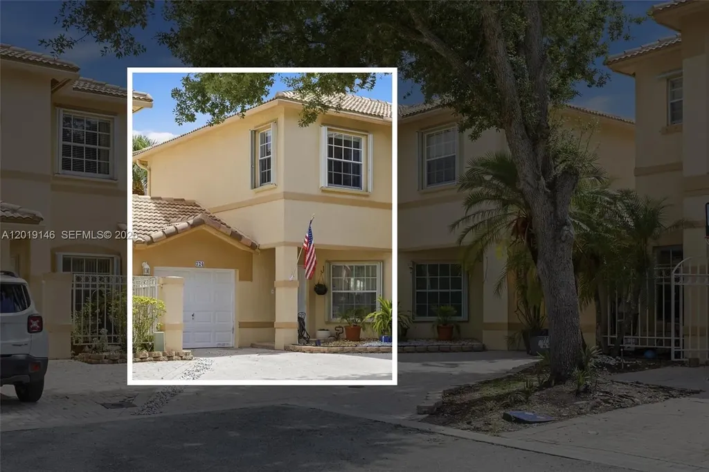 724 NW 170th Terrace Pembroke Pines FL 33028