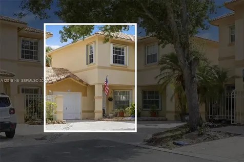 724 NW 170th Terrace Pembroke Pines FL 33028