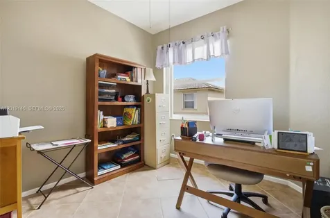 724 NW 170th Terrace Pembroke Pines FL 33028