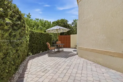 724 NW 170th Terrace Pembroke Pines FL 33028