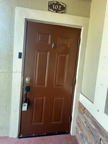 22931 SW 88th Place Cutler Bay FL 33190