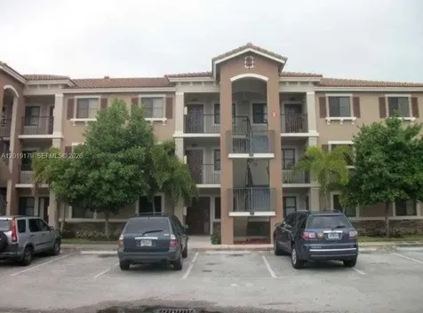 22931 SW 88th Place Cutler Bay FL 33190