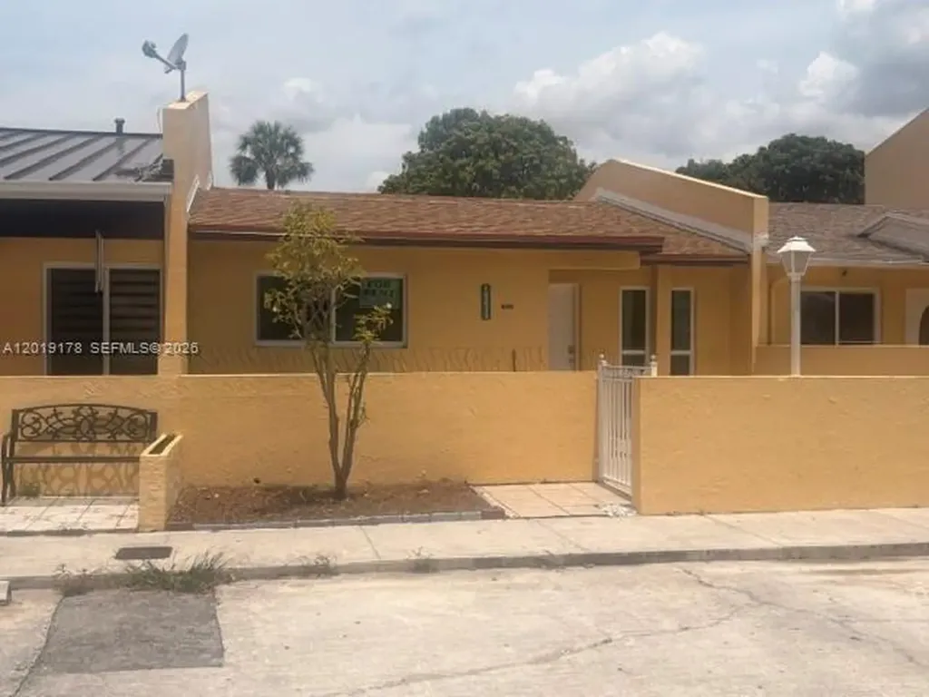 19435 NW 53rd Court Miami Gardens FL 33055