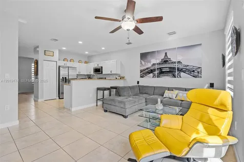 9133 SW 227th Street Cutler Bay FL 33190