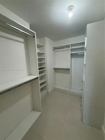 200 Biscayne Boulevard Way Miami FL 33131
