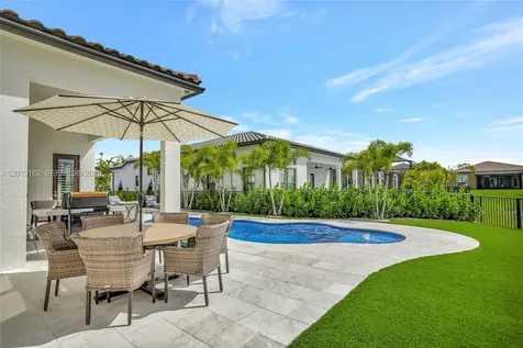 8044 Ironwood Way Parkland FL 33067