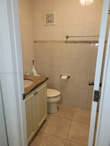 6725 NW 188th Terrace Hialeah FL 33015
