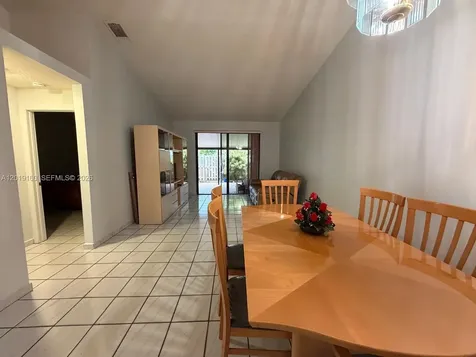 6725 NW 188th Terrace Hialeah FL 33015