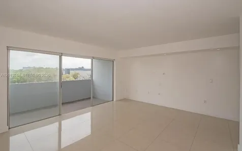 9375 Fontainebleau Boulevard Miami FL 33172