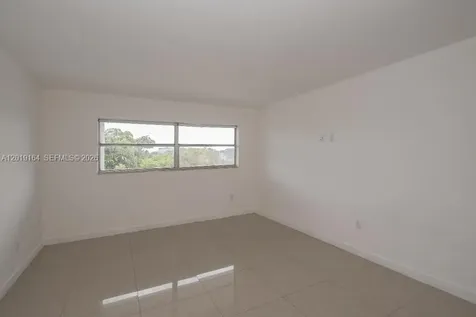 9375 Fontainebleau Boulevard Miami FL 33172