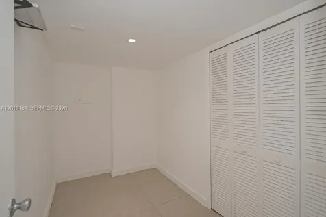 9375 Fontainebleau Boulevard Miami FL 33172