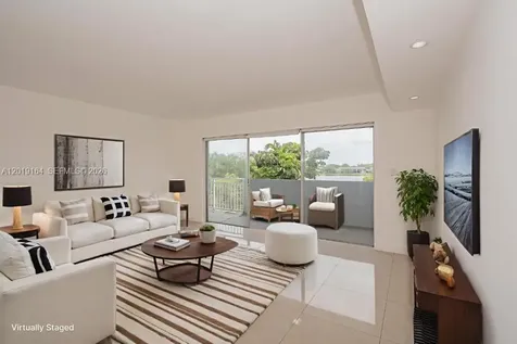 9375 Fontainebleau Boulevard Miami FL 33172