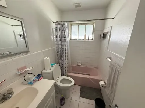 628 NW 3rd Court Hallandale Beach FL 33009