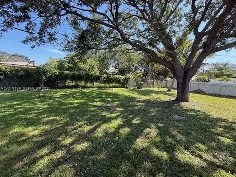 628 NW 3rd Court Hallandale Beach FL 33009