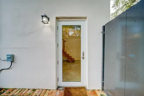 6631 Tamiami Canal Road Miami FL 33126