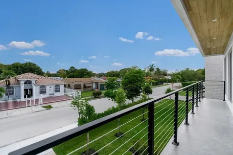 2265 SW 4 Street Miami FL 33135