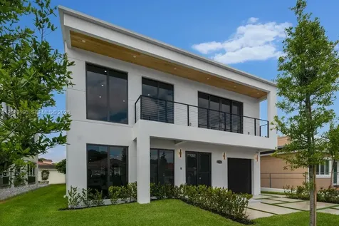 2265 SW 4 Street Miami FL 33135