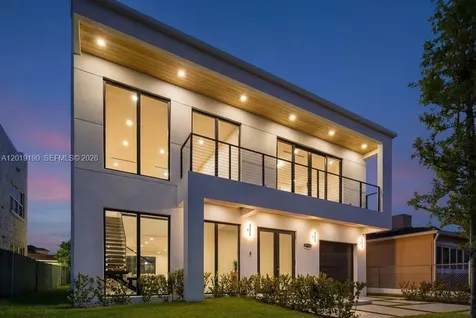 2265 SW 4 Street Miami FL 33135