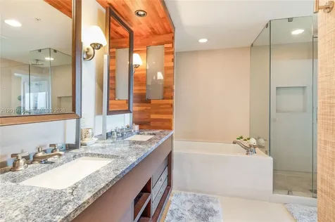 6899 Collins Avenue Miami Beach FL 33141