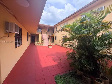 47 NW 47th Avenue Miami FL 33126