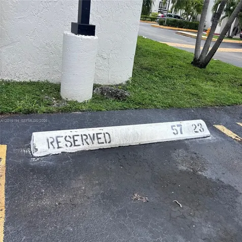 Miami FL 33172