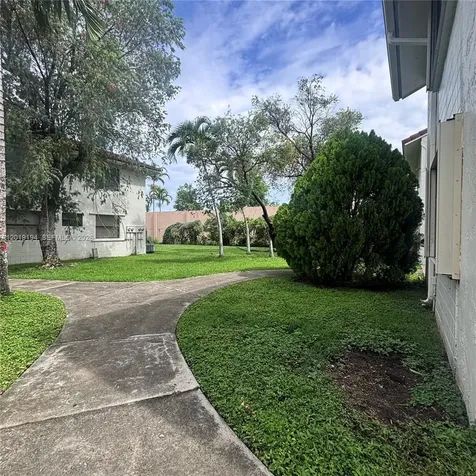 Miami FL 33172