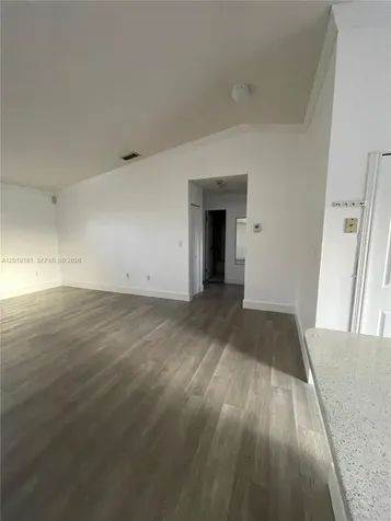 3375 W 76th Street Hialeah FL 33018