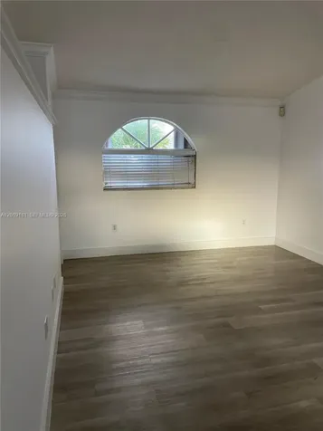 3375 W 76th Street Hialeah FL 33018