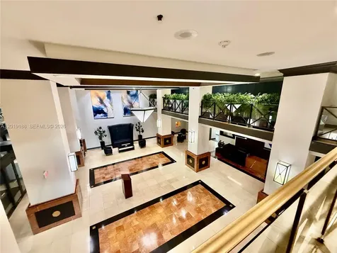 555 NE 15th Street Miami FL 33132