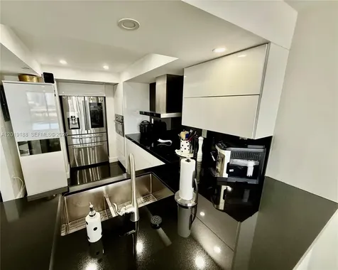 555 NE 15th Street Miami FL 33132