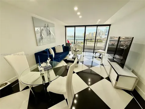 555 NE 15th Street Miami FL 33132