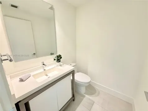 2000 Metropica Way Sunrise FL 33323