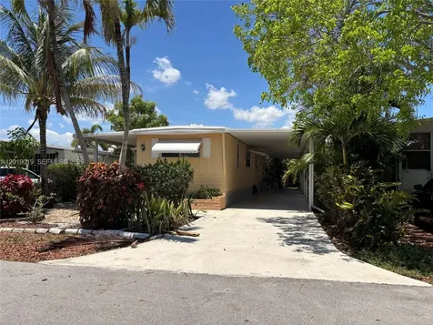 2939 W Marina Drive Dania Beach FL 33312