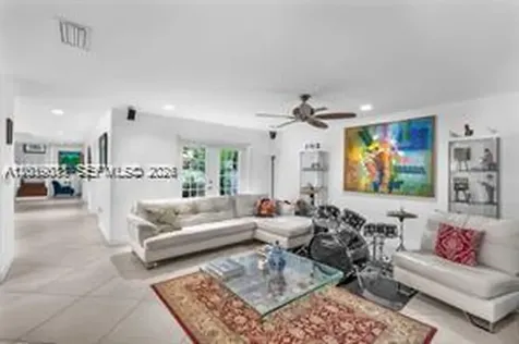 1543 Dorado Avenue Coral Gables FL 33146