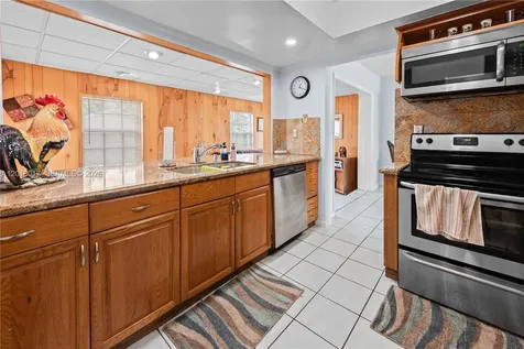 731 NW 17th Street Homestead FL 33030