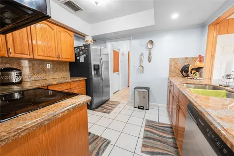 731 NW 17th Street Homestead FL 33030