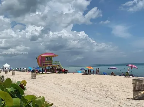 7445 Harding Avenue Miami Beach FL 33141
