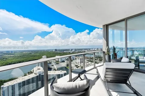 15701 Collins Avenue Sunny Isles Beach FL 33160