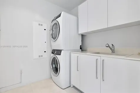 15701 Collins Avenue Sunny Isles Beach FL 33160