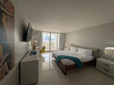 1717 N Bayshore Drive Miami FL 33132