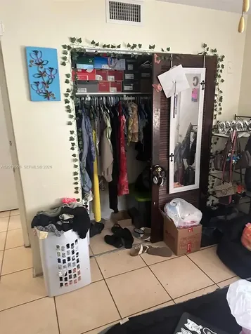 37 NE 168th Street North Miami Beach FL 33162