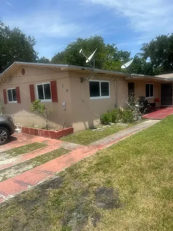37 NE 168th Street North Miami Beach FL 33162