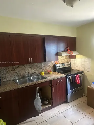 37 NE 168th Street North Miami Beach FL 33162