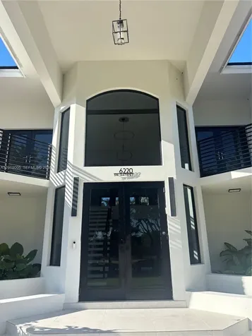 6220 SW 144th Street Coral Gables FL 33158